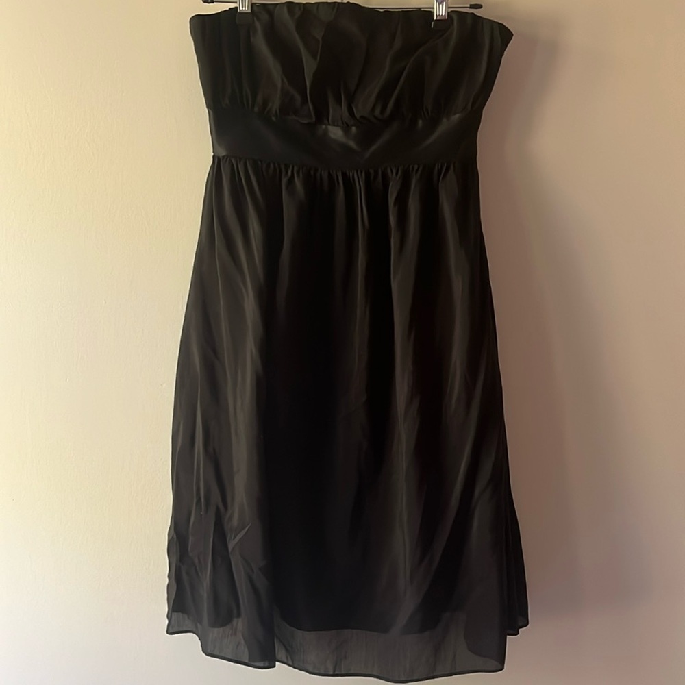EUC Gap Little black Strapless Dress Size 4​​​​​​